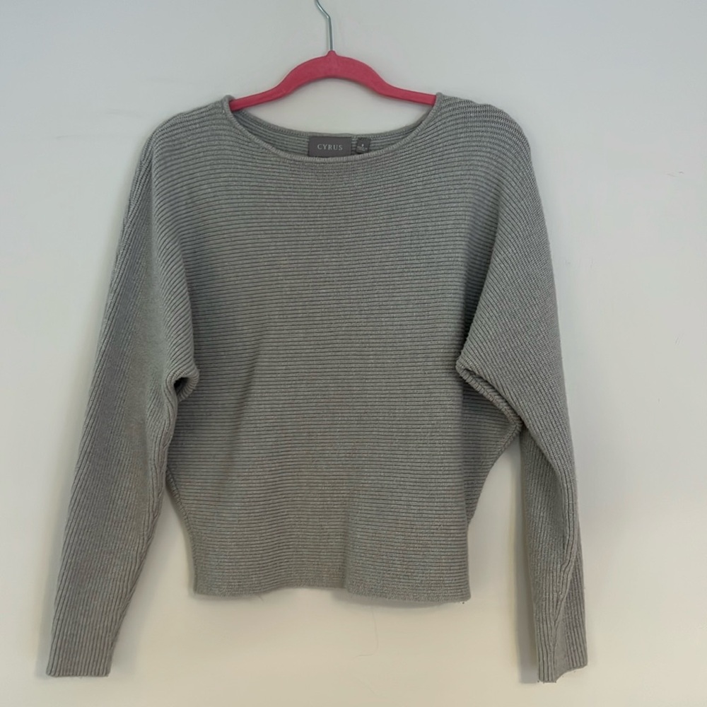 Cyrus grey pullover sweater
